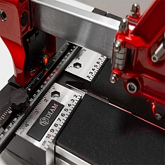 Лазерный указатель реза ручного плиткореза Diam Master Line 800AL Лазерный указатель реза ручного плиткореза Diam Master Line 800AL