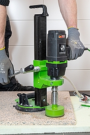 Применение станков для мокрого алмазного сверления плитки Eibenstock EFB 125 P Set Применение станков для мокрого алмазного сверления плитки Eibenstock EFB 125 P Set